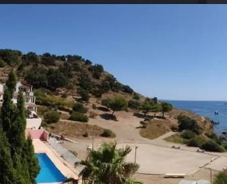 Apartment 2 Pieces 5 Couchages Bn450-a211 *